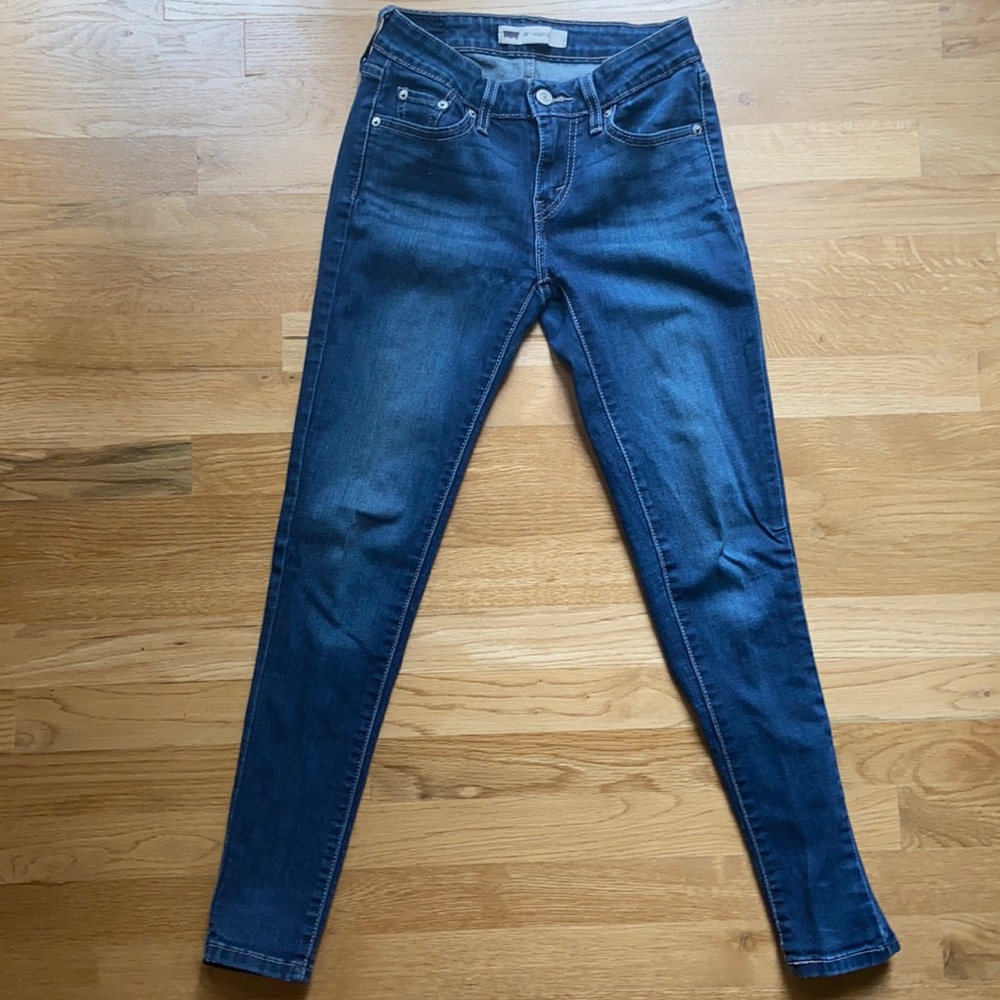EUC Levi’s Junior 535Leggings Lowrise Size 3 Short